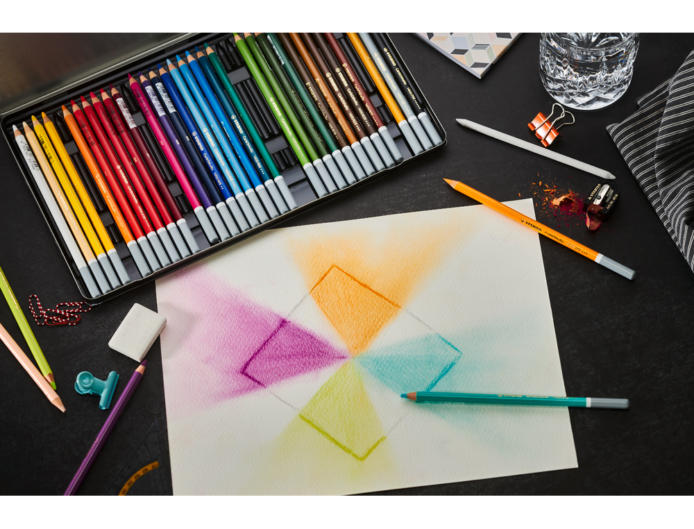 LAPICES DE COLORES STABILO ACUARELABLES CARBOTHELLO ARTY ESTUCHE METALICO DE 24 COLORES SURTIDOS