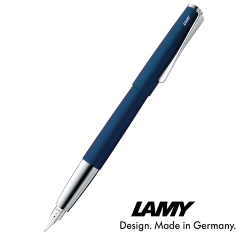 LAMY studio Pluma